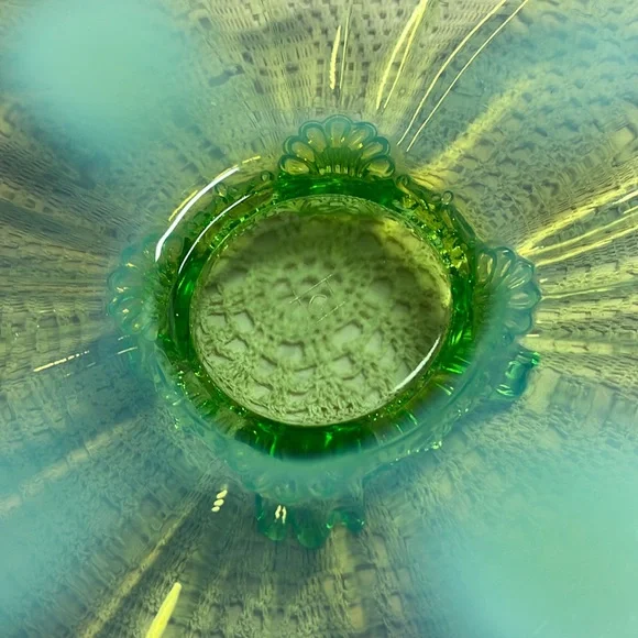 💚Antique Dugan Diamond Green Opalescent Handkerchief Bowl Footed Candy Dish 1909